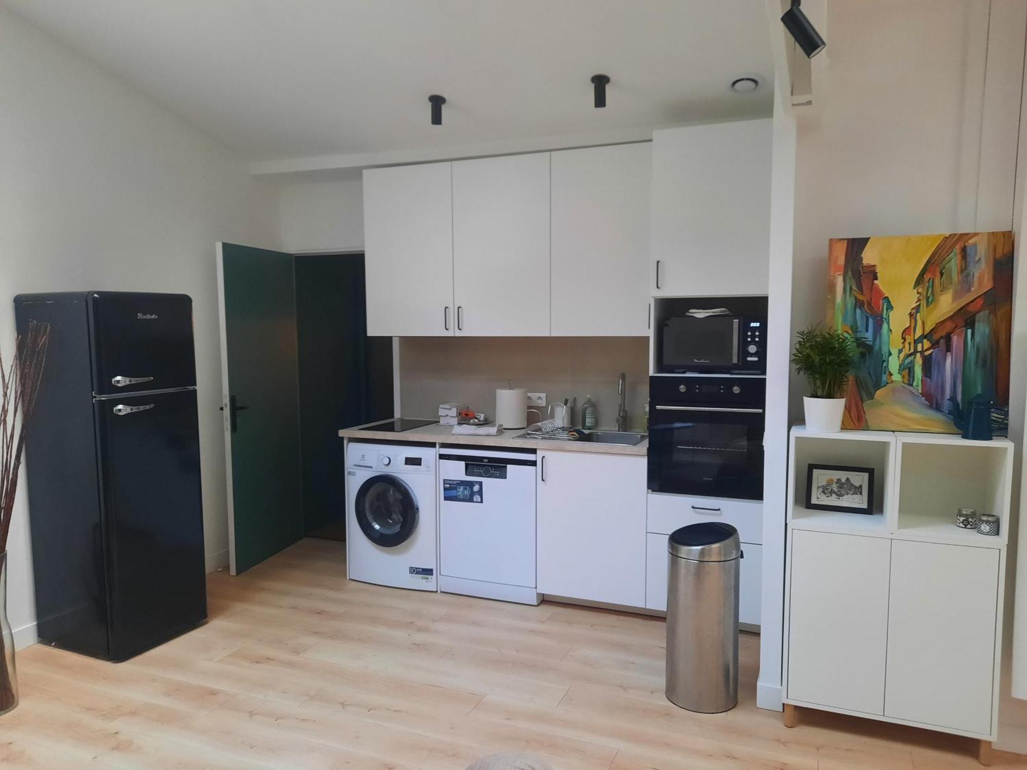 Loft 4-5 Personnes A Montmartre - Parking Prive Sur Reservation Paříž Exteriér fotografie
